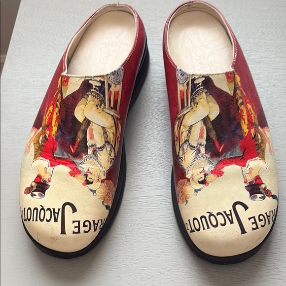 ICON Shoes - Icon Art Women’s Slip-on Colorful Circus Graphic On Shoes Gently used. SZ:7